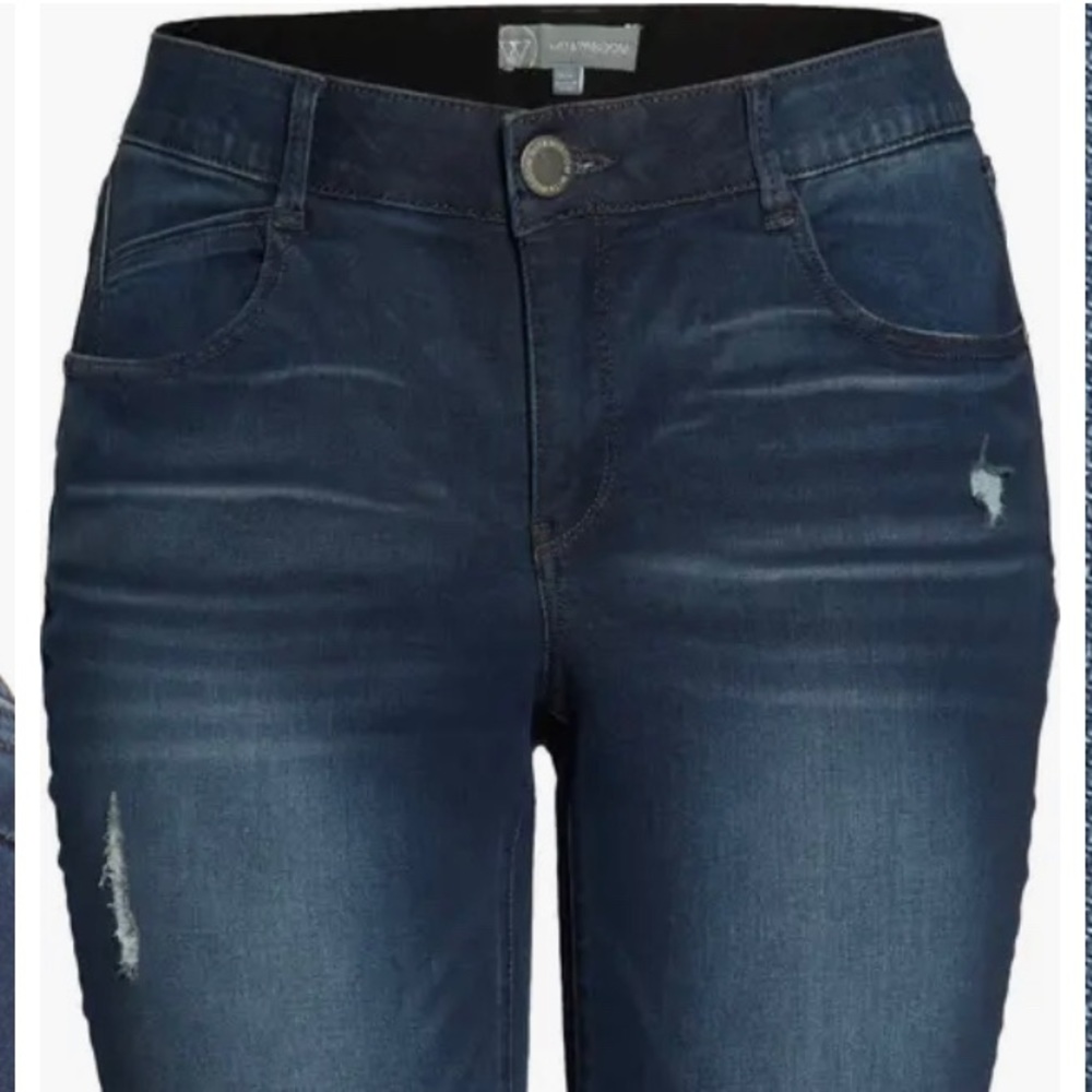 'Ab'Solution Frayed Hem Skinny Ankle Jeans
WIT & WISDOM NEW WITH TAGS SZ 16